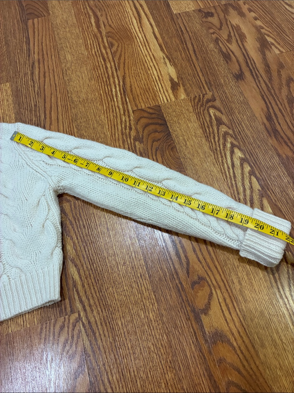 FRAME Marino Wool Cable Knit Cropped Cardigan - Picture 4 of 9